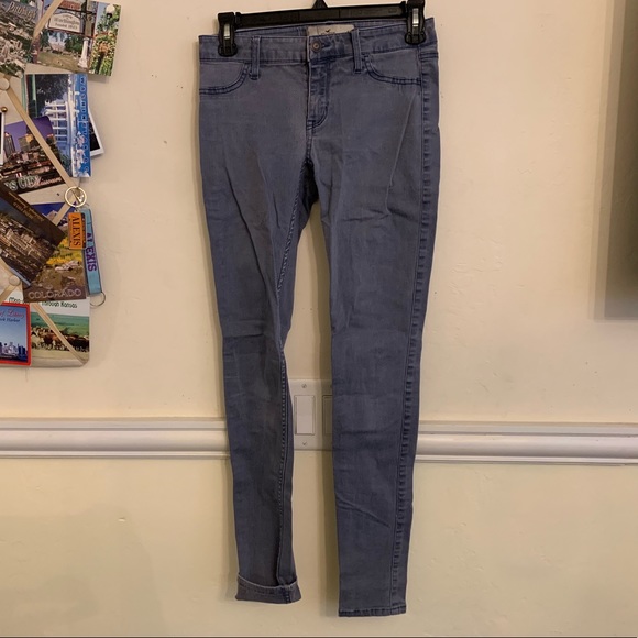 Hollister Super Skinny Jeans - Picture 1 of 3
